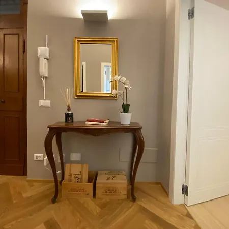 Apartman Eleganza E Stile A Due Passi Dal Duomo Firenze