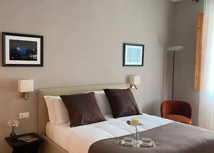 Appartamento Eleganza E Stile A Due Passi Dal Duomo Firenze